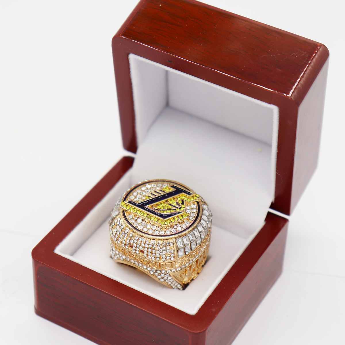Los Angeles LAKERS 2020 Championship Ring